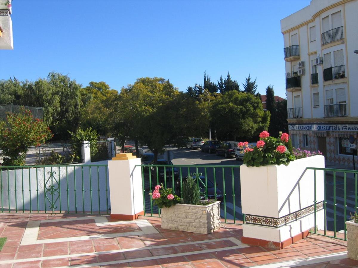 Apartamentos La Libertad Estepona Exterior foto