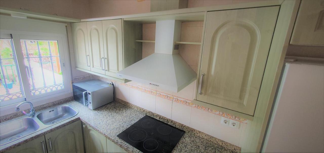Apartamentos La Libertad Estepona Exterior foto