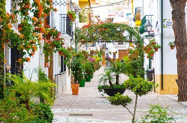 Apartamentos La Libertad Estepona Exterior foto