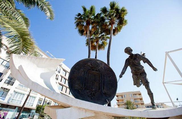 Apartamentos La Libertad Estepona Exterior foto
